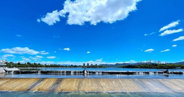 京郊：密云潮白河生态补水，蓝天碧水如同一幅幅美丽的画卷